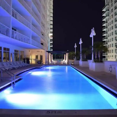 Modern 1 Bed In The Heart Of Brickell With Free Parking Apartment ไมอามี ภายนอก รูปภาพ