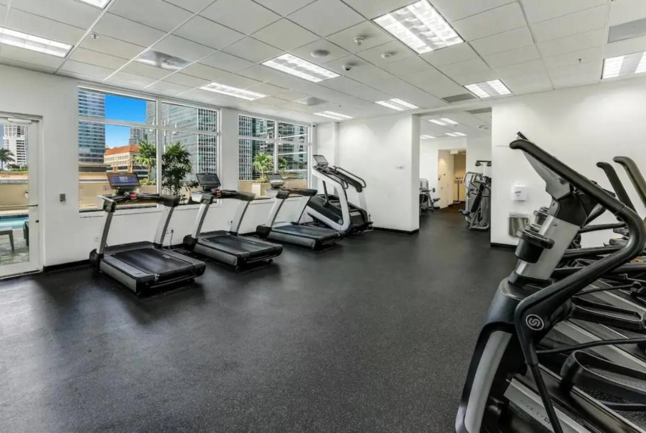 Modern 1 Bed In The Heart Of Brickell With Free Parking Apartment ไมอามี ภายนอก รูปภาพ