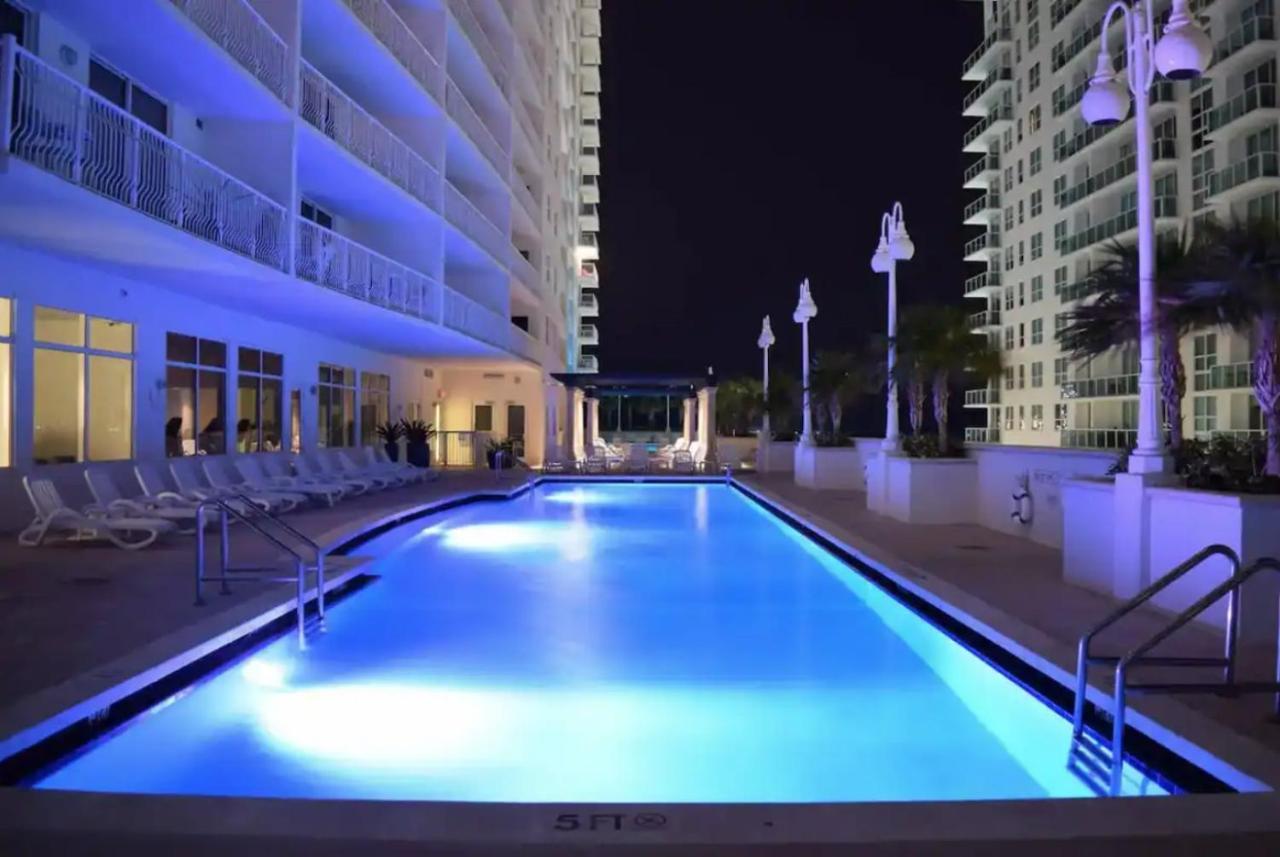 Modern 1 Bed In The Heart Of Brickell With Free Parking Apartment ไมอามี ภายนอก รูปภาพ
