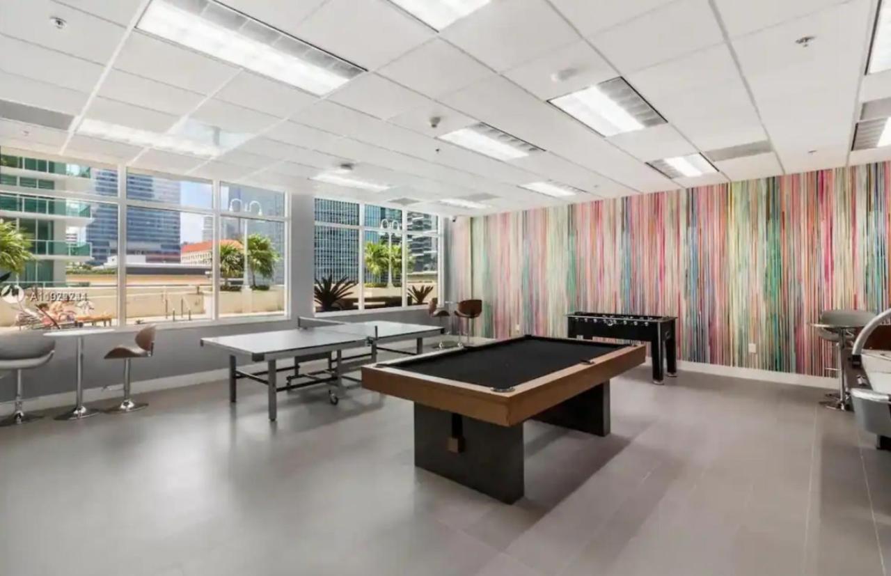 Modern 1 Bed In The Heart Of Brickell With Free Parking Apartment ไมอามี ภายนอก รูปภาพ