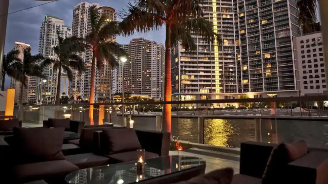 Modern 1 Bed In The Heart Of Brickell With Free Parking Apartment ไมอามี ภายนอก รูปภาพ