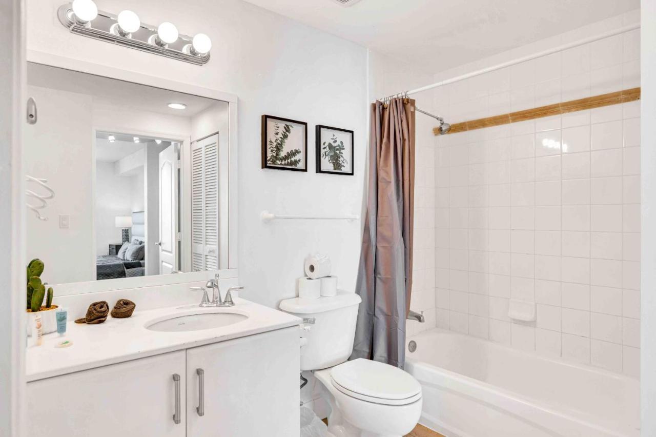 Modern 1 Bed In The Heart Of Brickell With Free Parking Apartment ไมอามี ภายนอก รูปภาพ